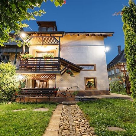 Апартаменты Casa Cu Turn Сибиу Экстерьер фото