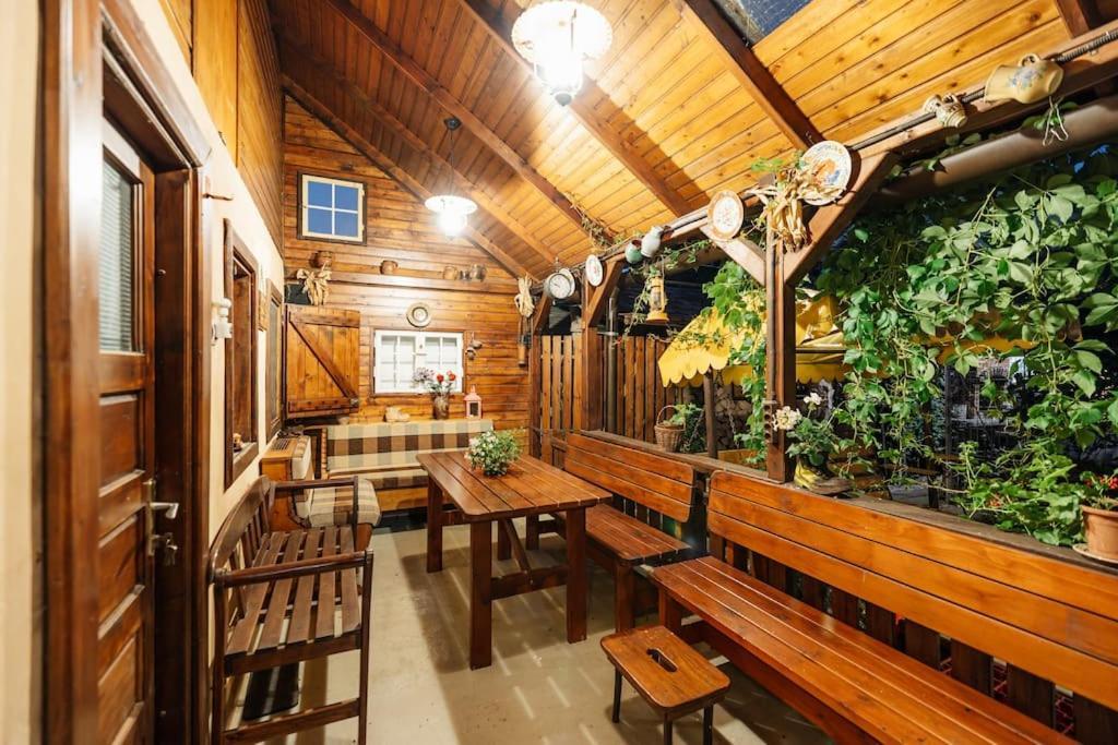 Апартаменты Casa Cu Turn Сибиу Экстерьер фото